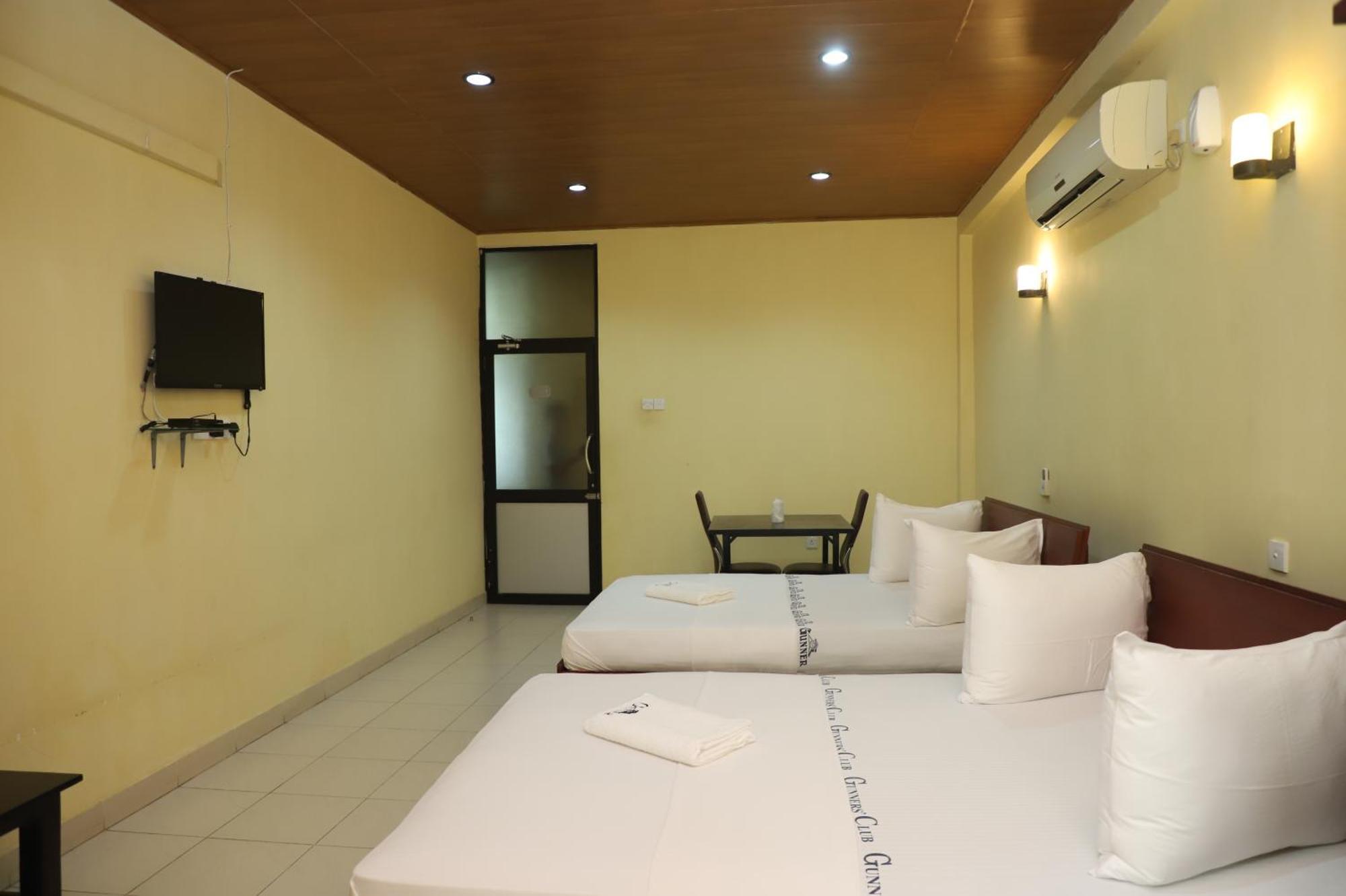 Gunners Club Hotel Minneriya Exterior foto